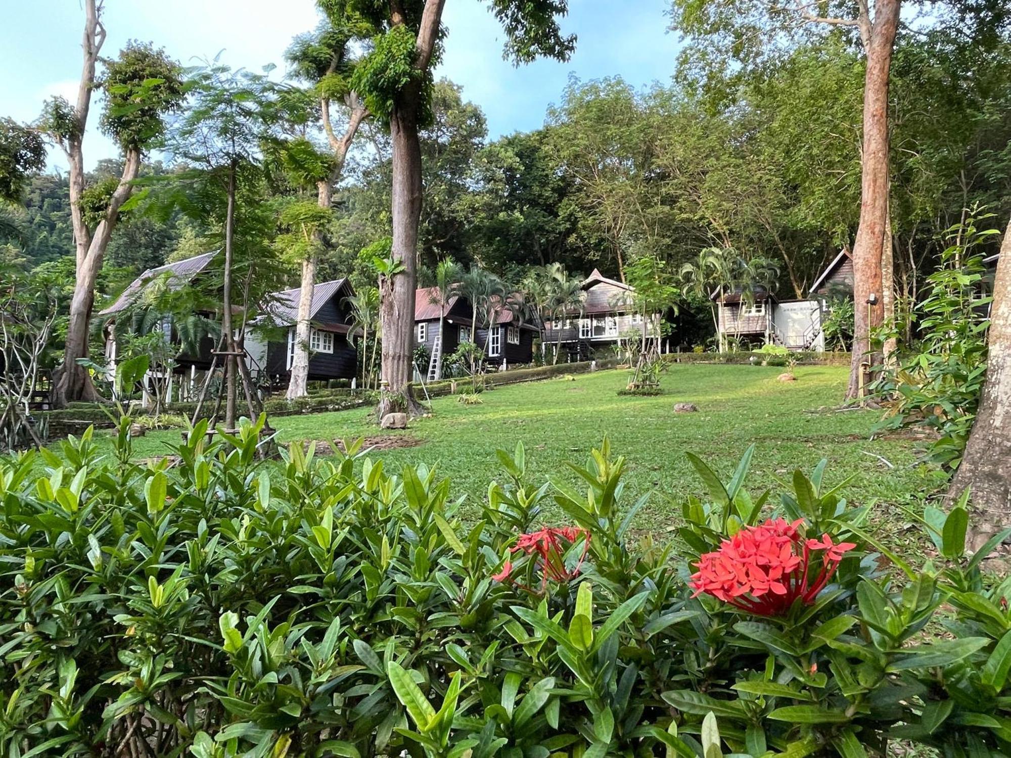 Vanara Bungalows Koh Chang Exteriör bild