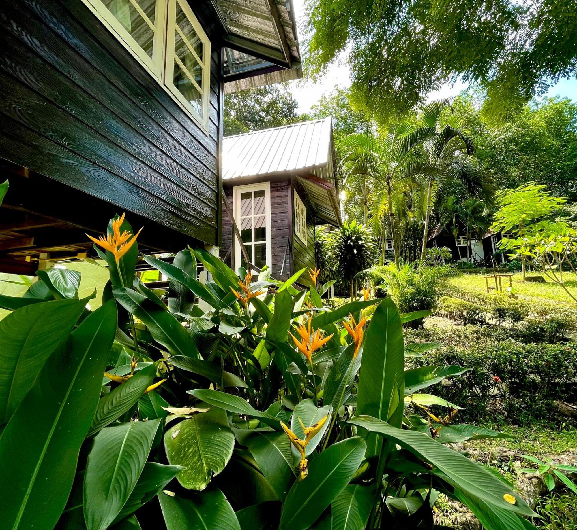 Vanara Bungalows Koh Chang Exteriör bild