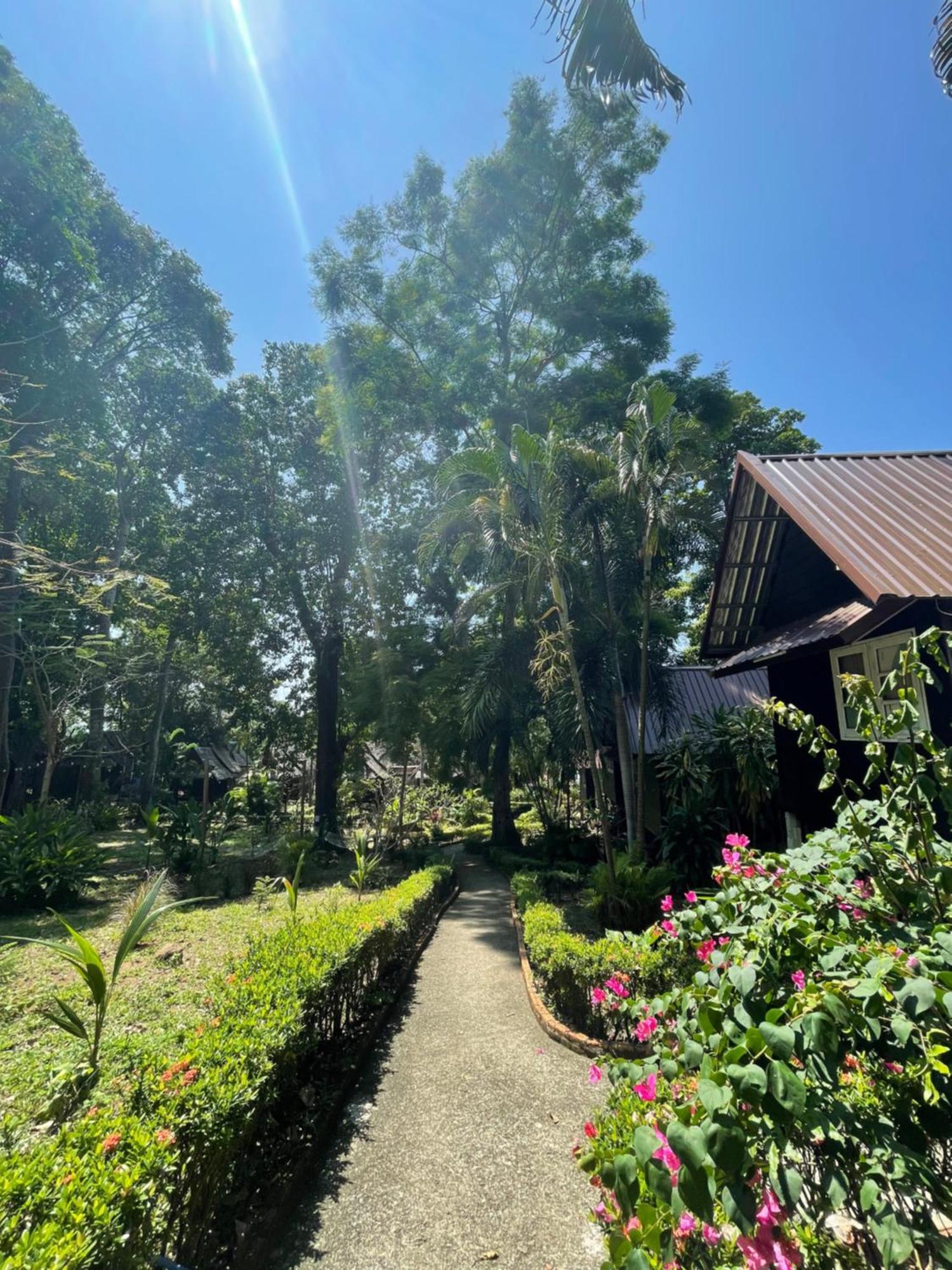 Vanara Bungalows Koh Chang Exteriör bild